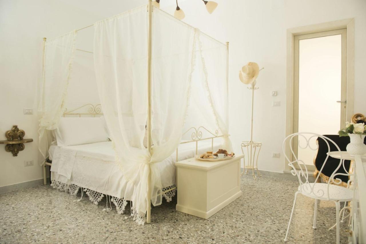 Dimora Cappuccini Guest House Cisternino Εξωτερικό φωτογραφία