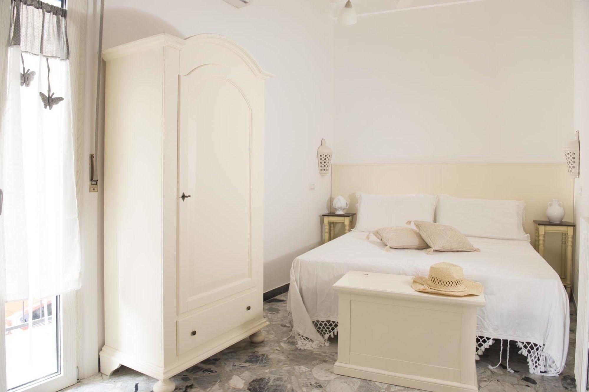 Dimora Cappuccini Guest House Cisternino Εξωτερικό φωτογραφία